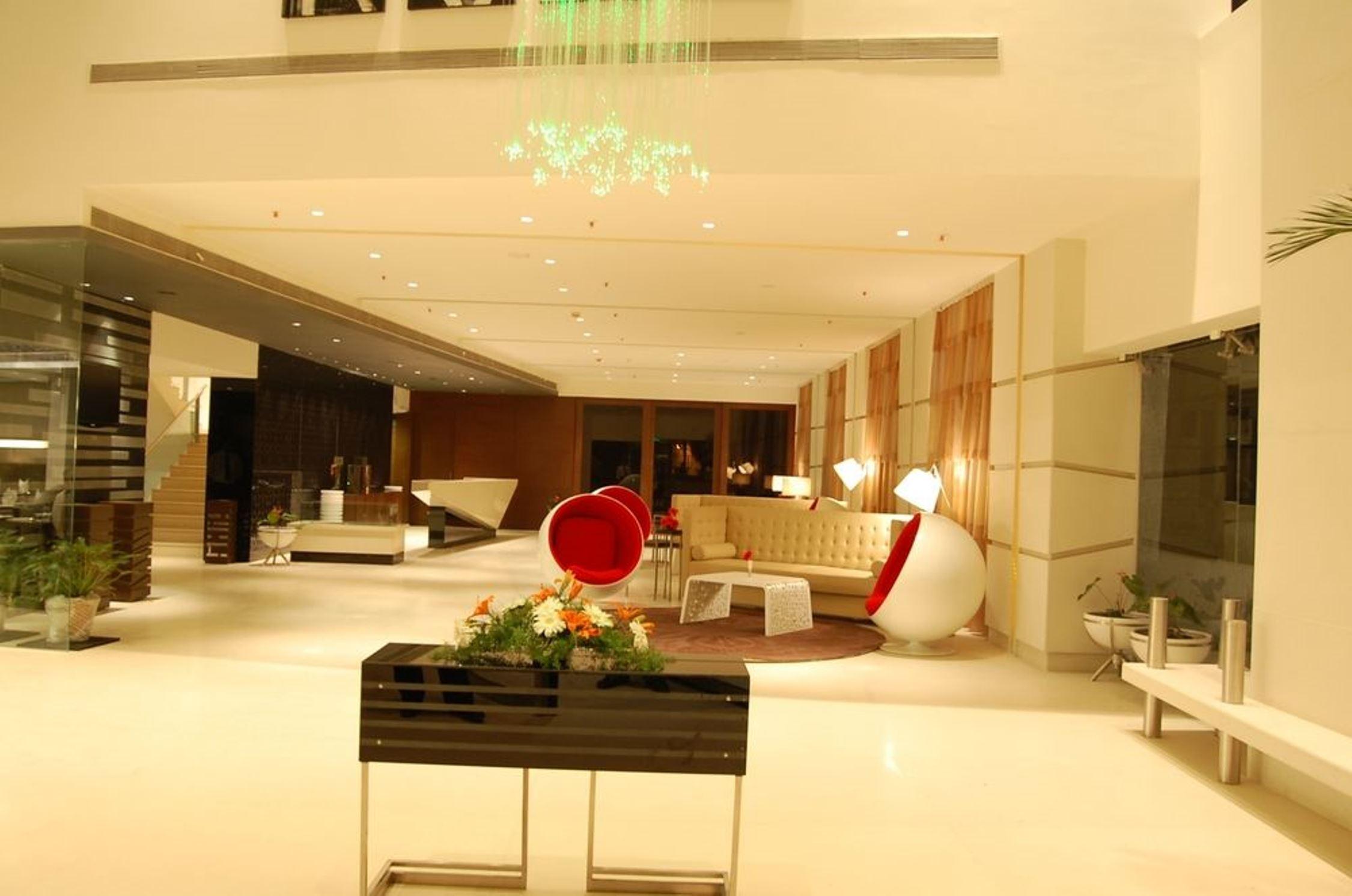 The Pride Hotel, Bangalore Ngoại thất bức ảnh