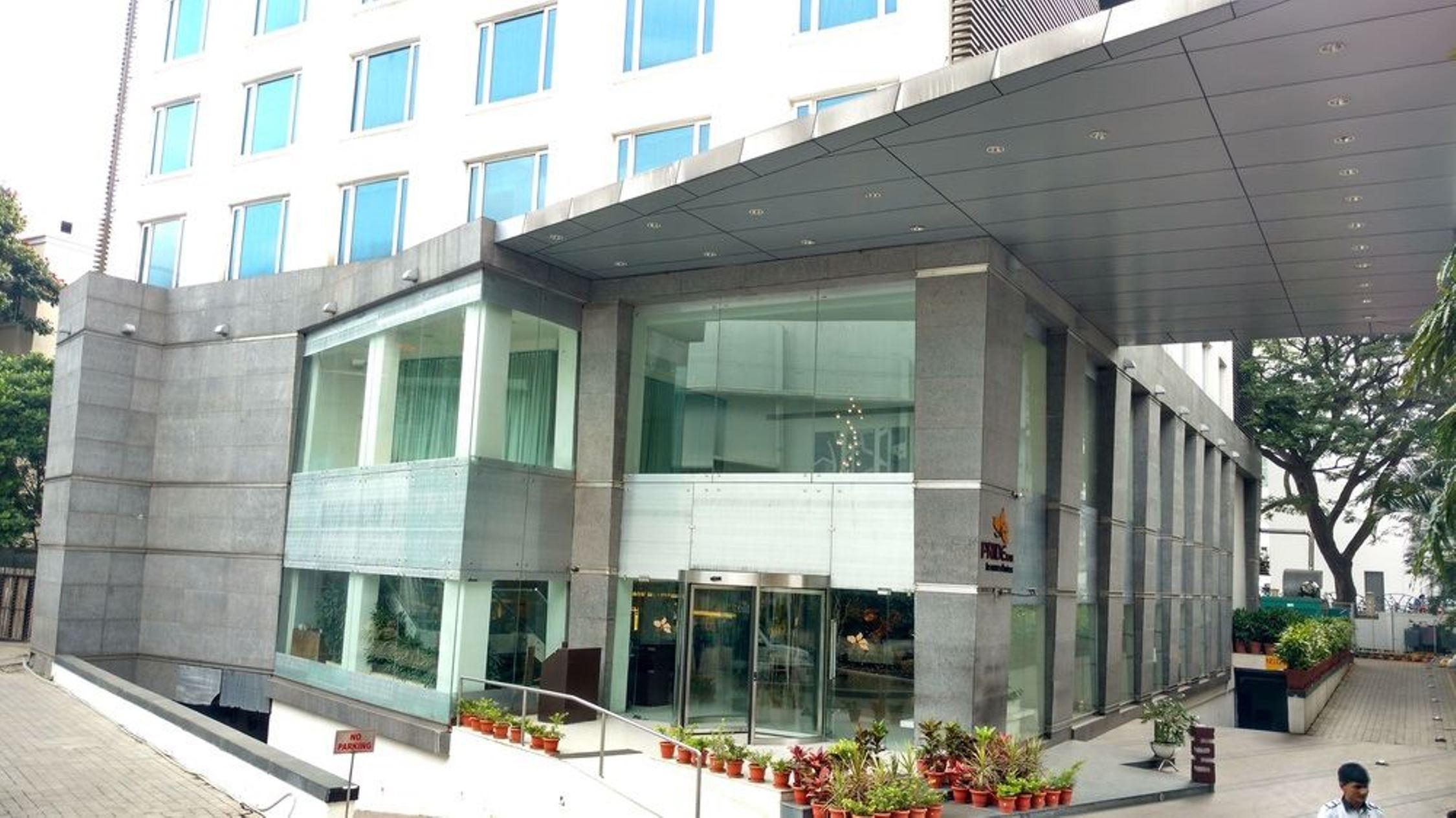 The Pride Hotel, Bangalore Ngoại thất bức ảnh