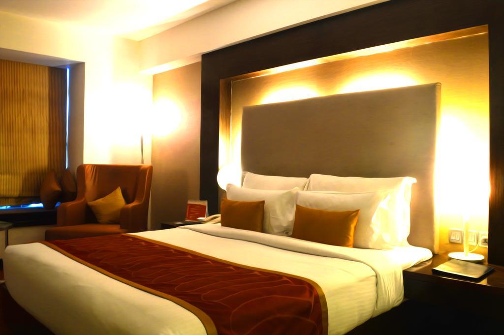The Pride Hotel, Bangalore Ngoại thất bức ảnh