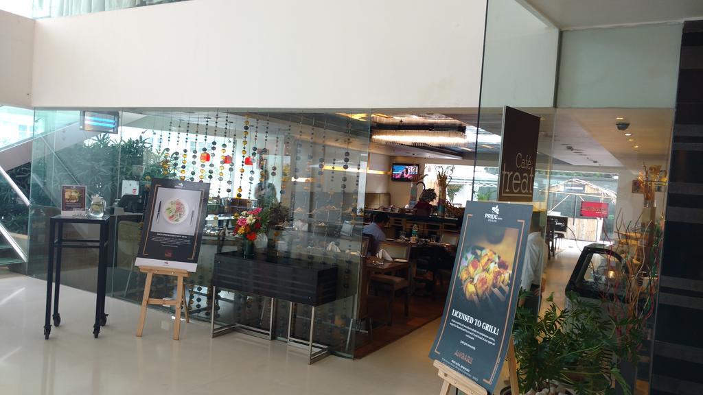 The Pride Hotel, Bangalore Ngoại thất bức ảnh
